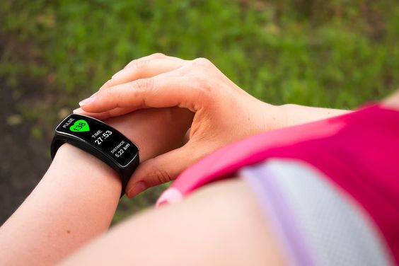 Health Trackers to Monitor Your Fitness Goals
